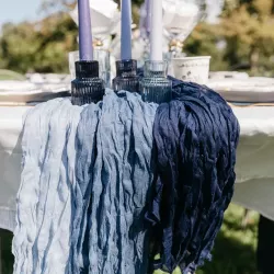 Chemin de table cheesecloth bleu orage