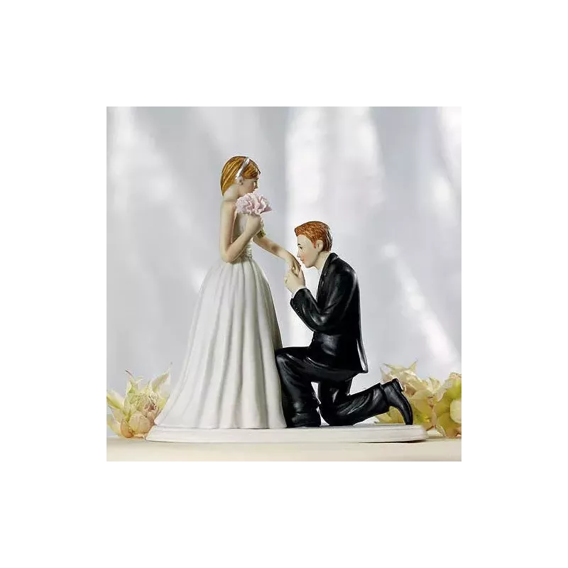 Figurine de mariage baise main