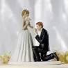 Figurine de mariage baise main