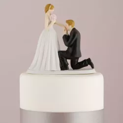 Figurine de mariage baise main