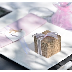 Boite à dragées en jute